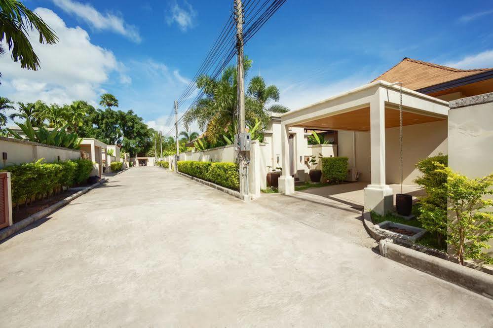 Onyx Villas By Tropiclook Rawai Exterior photo
